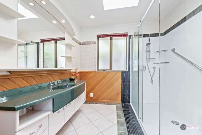 Photo of property in 59b Normandale Road, Normandale, Lower Hutt, 5010