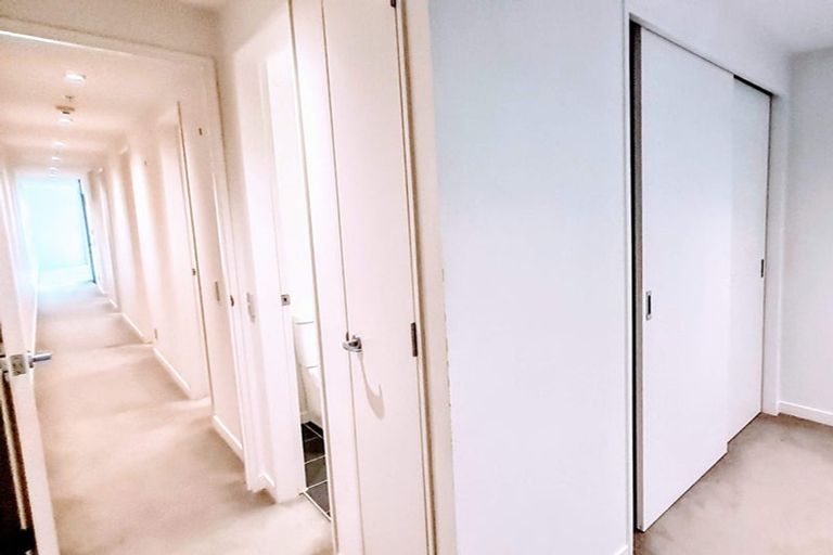 Photo of property in Piermont Apartments, 4i/82 Cable Street, Te Aro, Wellington, 6011