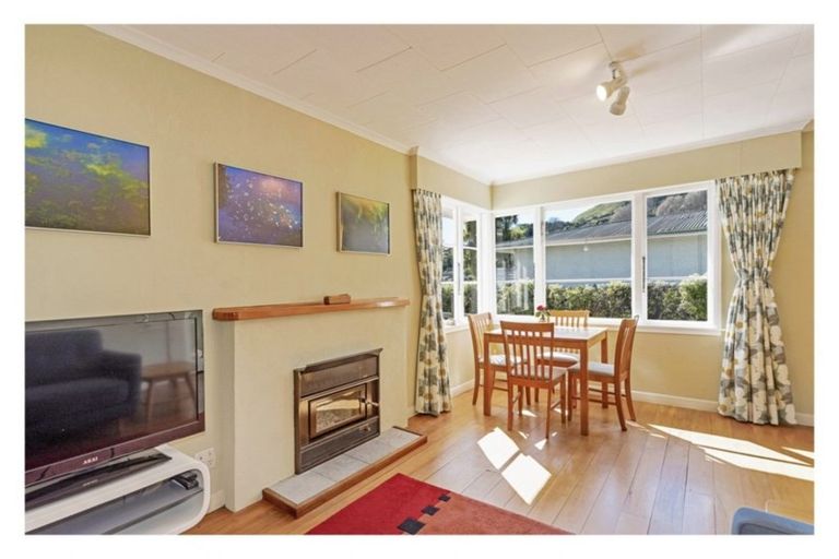 Photo of property in 670 Atawhai Crescent, Atawhai, Nelson, 7010