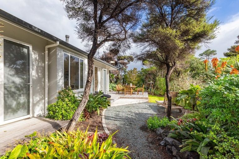 Photo of property in 8a Quail Way, Mangawhai Heads, Mangawhai, 0505