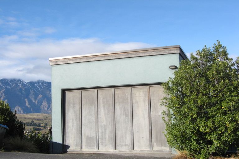 Photo of property in 49 Edinburgh Drive, Queenstown, 9300