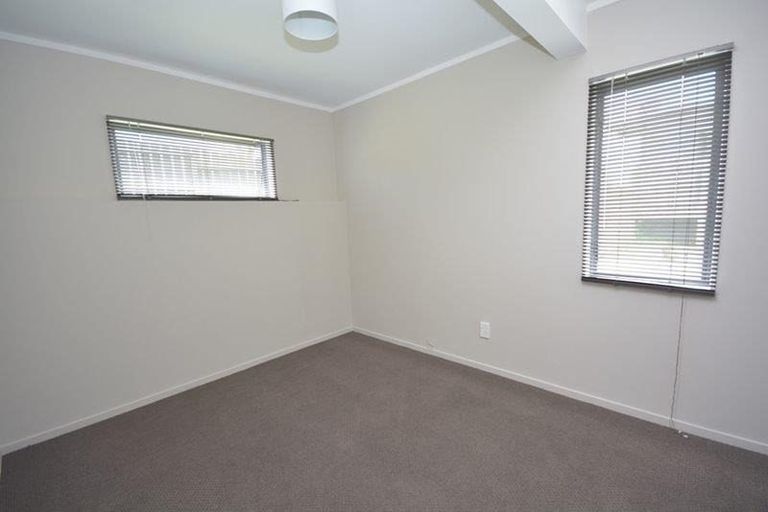 Photo of property in 13 Volante Avenue, Wattle Downs, Auckland, 2103