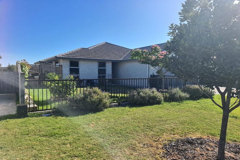 Photo of property in 61 Harding Drive, Papamoa Beach, Papamoa, 3118
