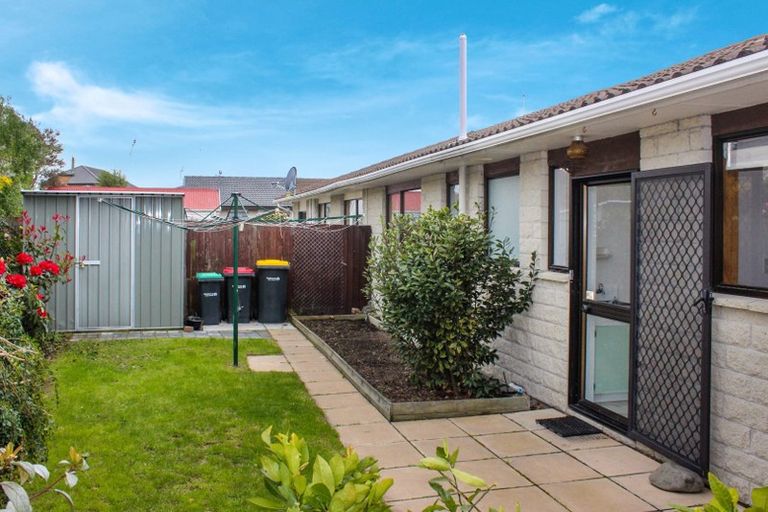 Photo of property in 1/57 Waratah Street, Avondale, Christchurch, 8061