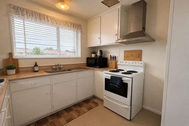 Photo of property in 1/61 Reynolds Avenue, Bishopdale, Christchurch, 8053