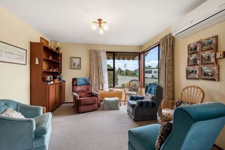 Photo of property in 1 Kowai Place, Amberley, 7410