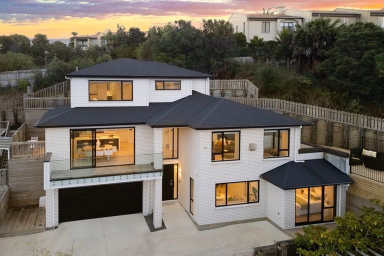 Photo of property in 15c Living Stream Road, Albany Heights, Auckland, 0632