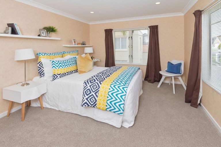 Photo of property in 13 Haven Crest, Somerville, Auckland, 2014