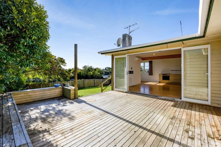 Photo of property in 5e Pembroke Street, Westown, New Plymouth, 4310
