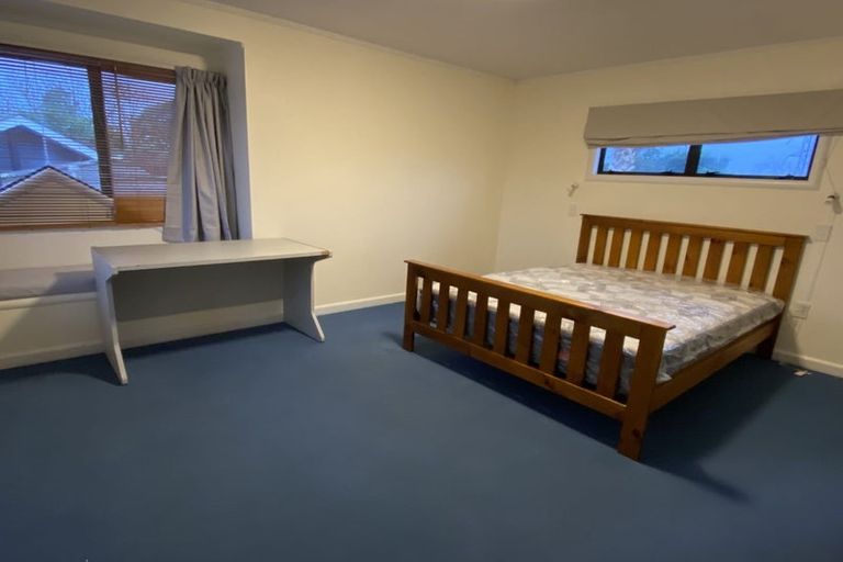 Photo of property in 218 Hillcrest Road, Hillcrest, Hamilton, 3216