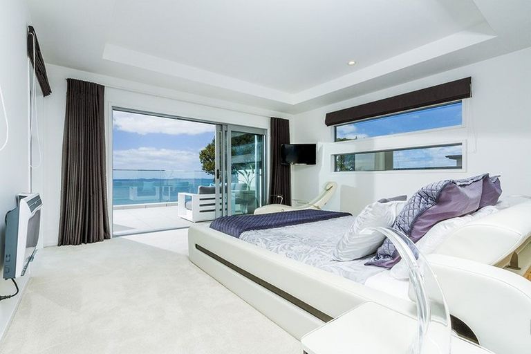 Photo of property in 117 Churchill Road, Rothesay Bay, Auckland, 0630