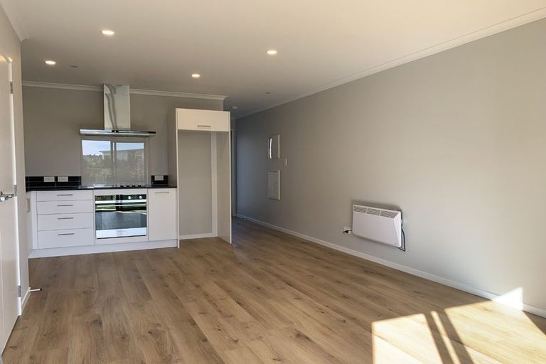 Photo of property in 4 Honowai Street, Kumeu, 0810