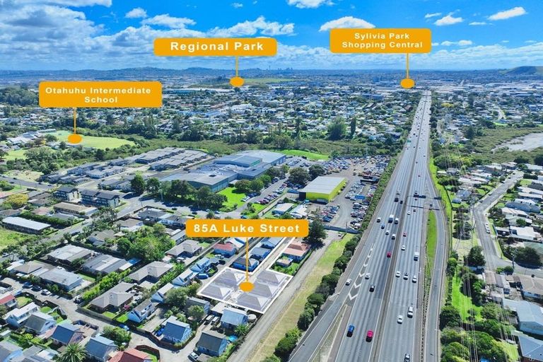 Photo of property in 85a Luke Street, Otahuhu, Auckland, 1062