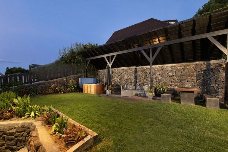 Photo of property in 174 Vale Street, Otumoetai, Tauranga, 3110