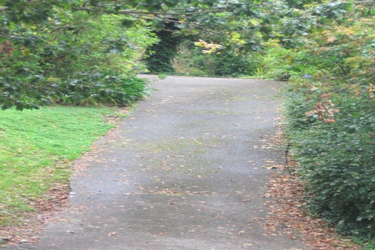 Photo of property in 70 Elmslie Road, Pinehaven, Upper Hutt, 5019