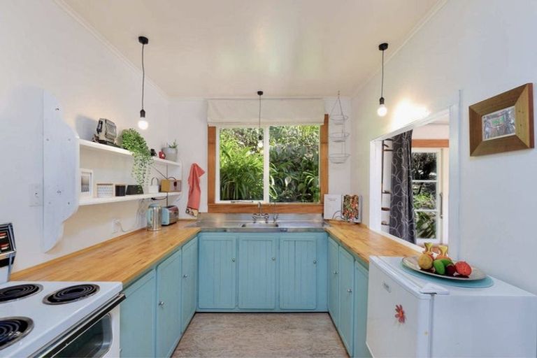 Photo of property in 38 Queens Road, Stepneyville, Nelson, 7010