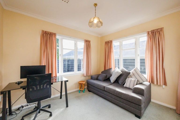 Photo of property in 31 Keeling Street, West End, Palmerston North, 4412