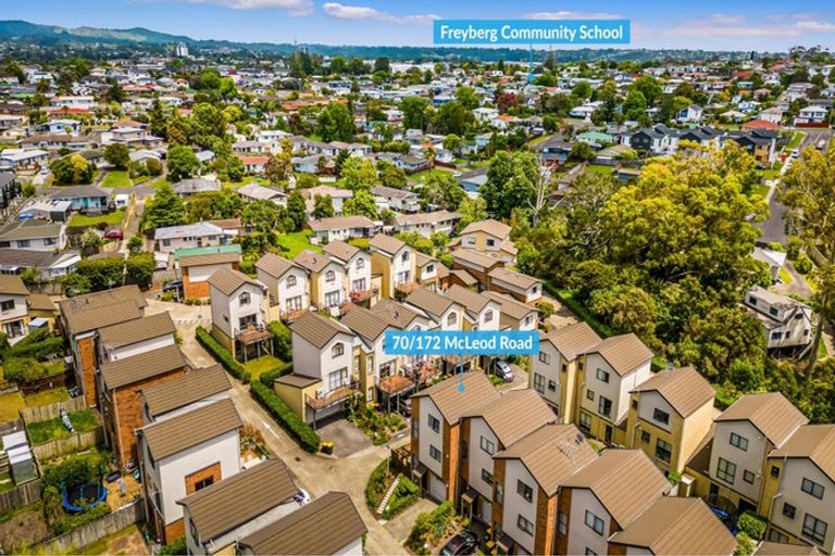 Photo of property in St Claire Village, 70/172 Mcleod Road, Te Atatu South, Auckland, 0610