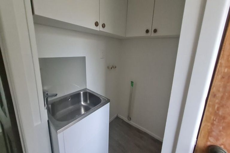 Photo of property in 150 Blenheim Road, Riccarton, Christchurch, 8041