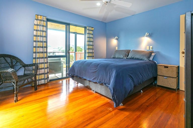 Photo of property in 12 Fishermans Bend, Whiritoa, Whangamata, 3691