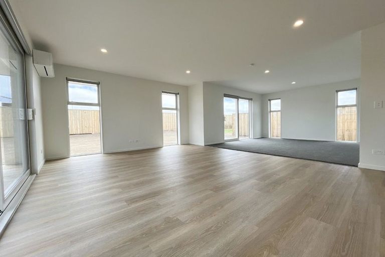 Photo of property in 18 Harlequin Drive, Rolleston, 7614