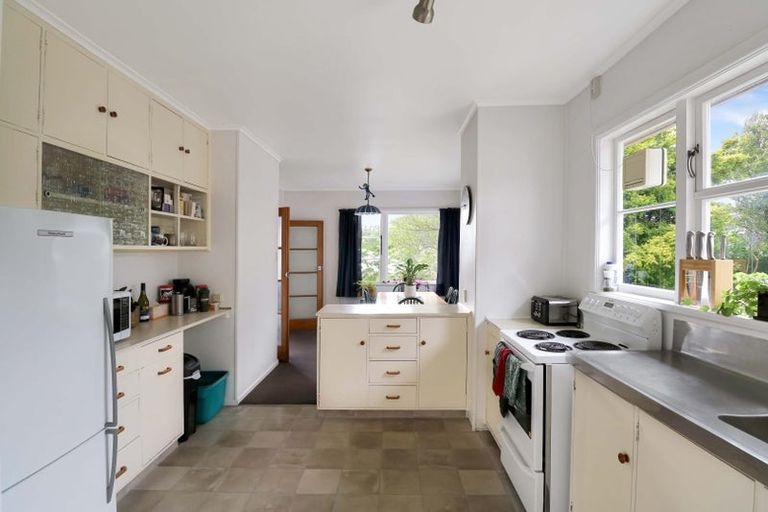 Photo of property in 63 Holborn Drive, Stokes Valley, Lower Hutt, 5019