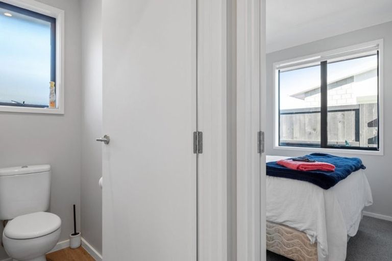 Photo of property in 3 Tamapahore Boulevard, Papamoa Beach, Papamoa, 3118