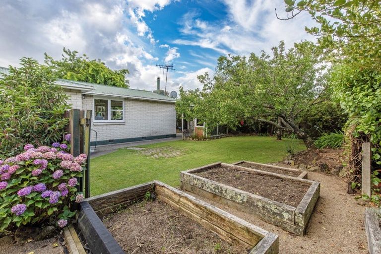 Photo of property in 6 Cobham Crescent, Waipukurau, 4200