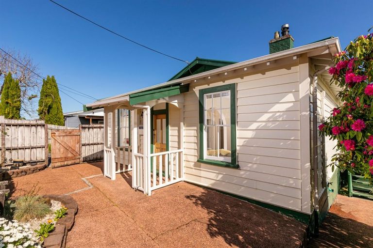 Photo of property in 1/47 Newington Road, Henderson, Auckland, 0612