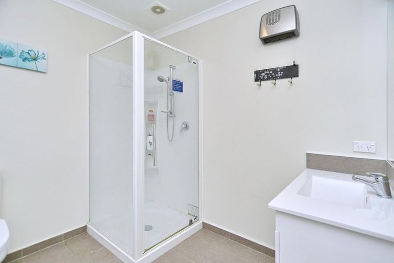 Photo of property in 17 Stanton Place, Woodend, 7610