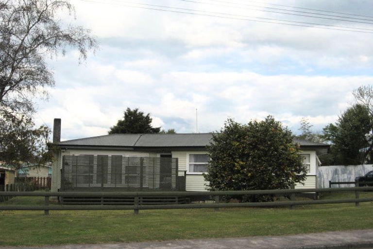 Photo of property in 31 Kahu Street, Utuhina, Rotorua, 3015