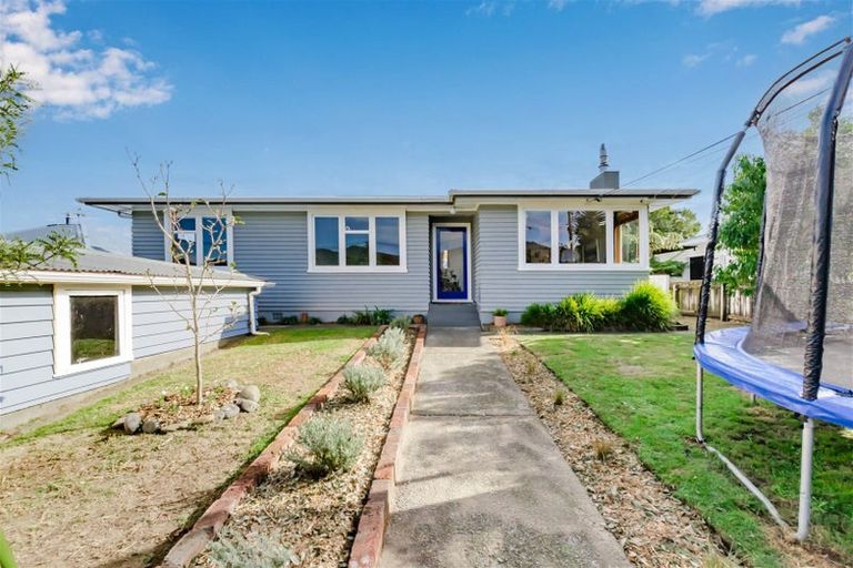 Photo of property in 30 Parakai Street, Paraparaumu, 5032