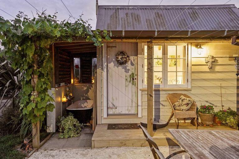 Photo of property in 7 Clarks Lane, Hobsonville, Auckland, 0618