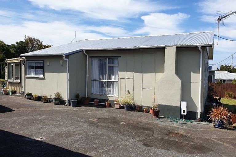 Photo of property in 24 Dorset Street, Patea, 4520