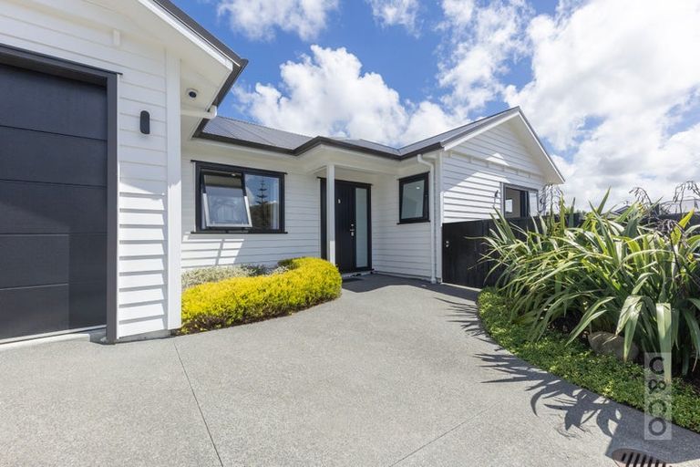 Photo of property in 21 Pukemarino Road, Waimauku, 0812