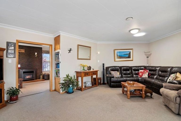 Photo of property in 22 Tennyson Crescent, Stoke, Nelson, 7011