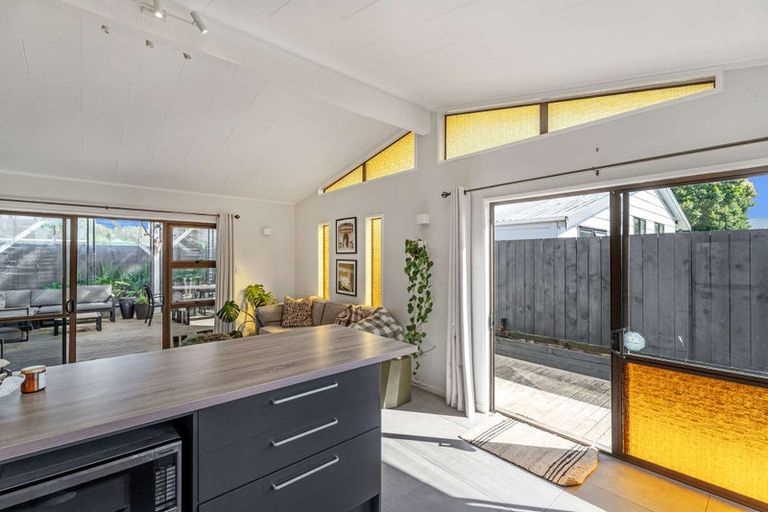 Photo of property in 11a Sarah Avenue, Whitianga, 3510