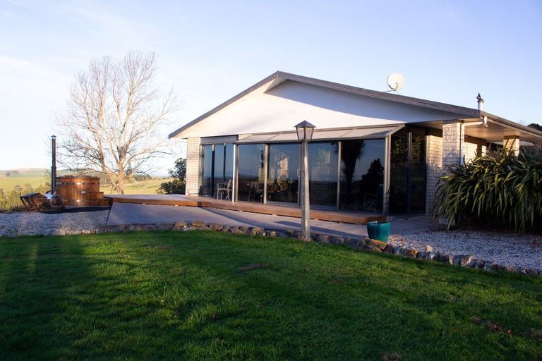 Photo of property in 246 Double Hill Road, Herbert, Oamaru, 9495