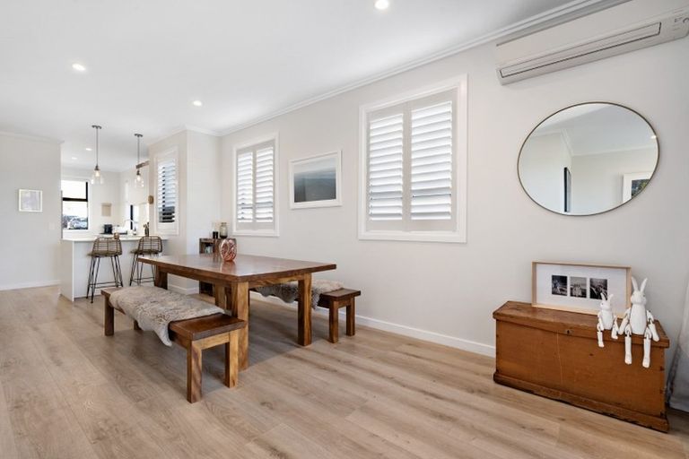 Photo of property in 26 Marine Parade, Hobsonville, Auckland, 0616