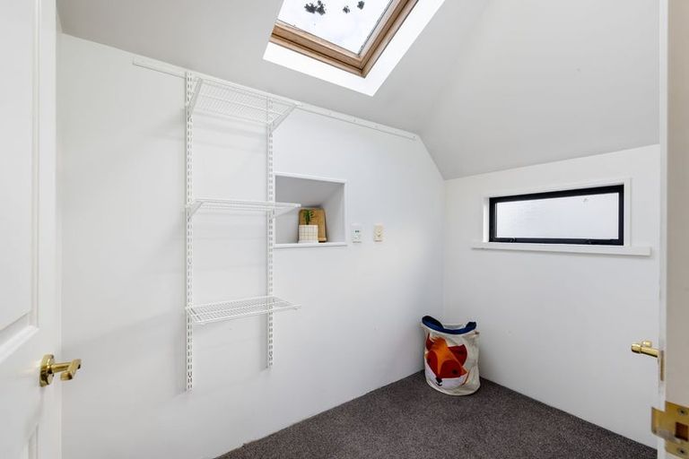 Photo of property in 125 Stapletons Road, Richmond, Christchurch, 8013