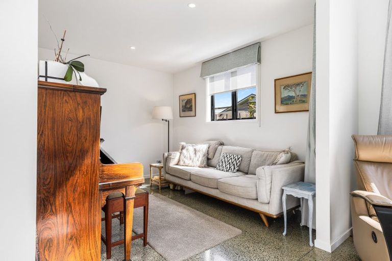 Photo of property in 15 Citrus Place, Mangawhai, 0505