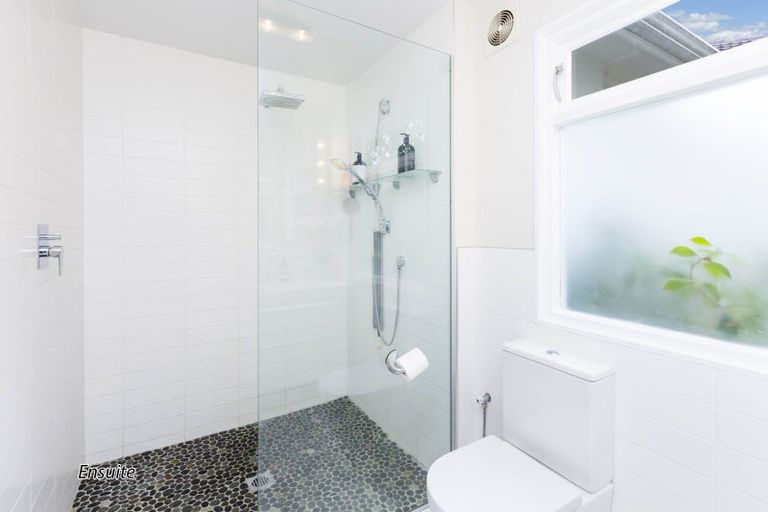 Photo of property in 385 Fergusson Drive, Heretaunga, Upper Hutt, 5018