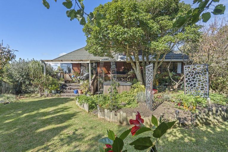 Photo of property in 35 Glasgow Street, Bell Block, New Plymouth, 4312