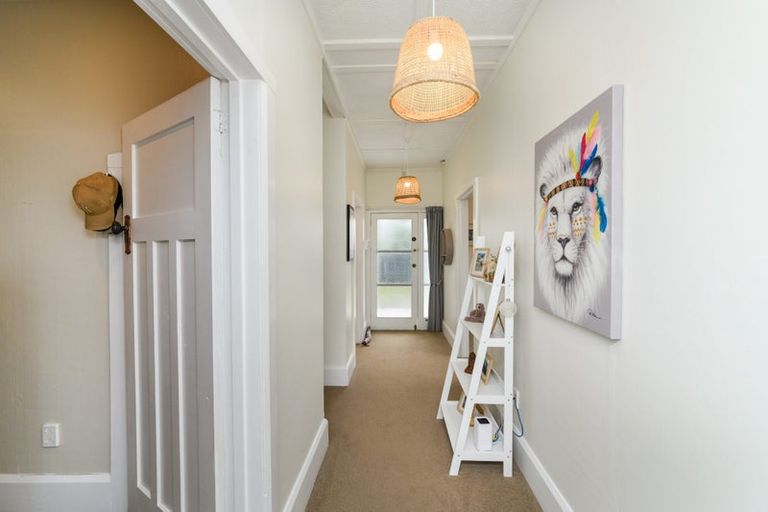 Photo of property in 90 Lyndhurst Street, Takaro, Palmerston North, 4412