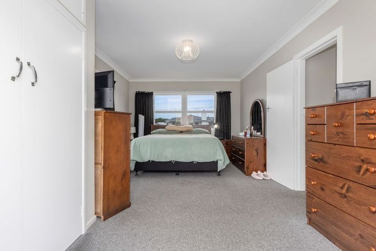 Photo of property in 24 Ferguson Street, Levin, 5510