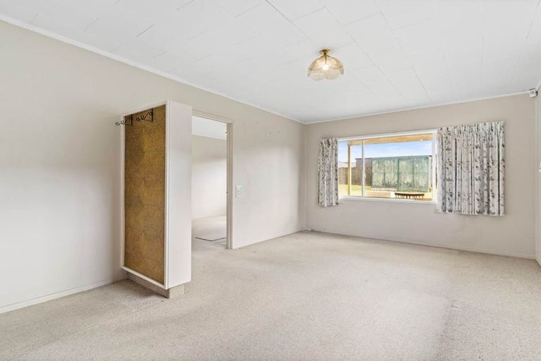 Photo of property in 23 Tatariki Street, Rosehill, Papakura, 2113