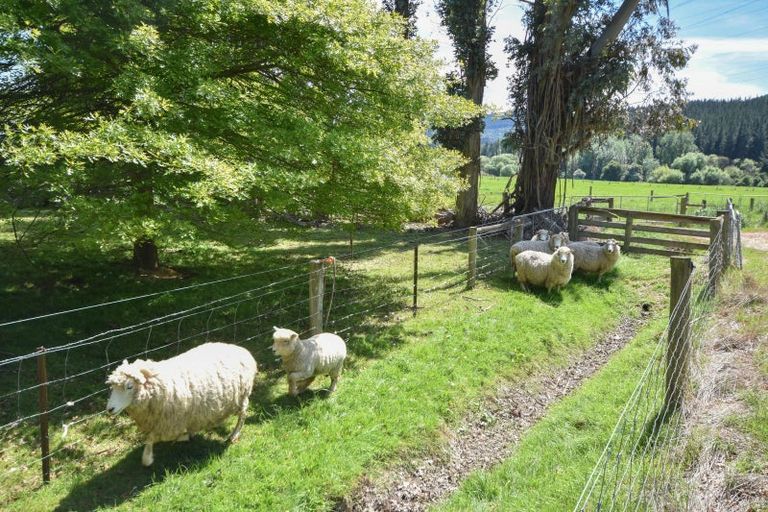 Photo of property in 536 Three Mile Hill Road, North Taieri, Mosgiel, 9092