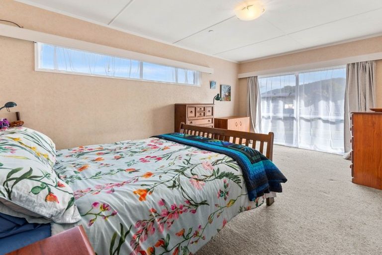 Photo of property in 8 Rameses Place, Pomare, Rotorua, 3015