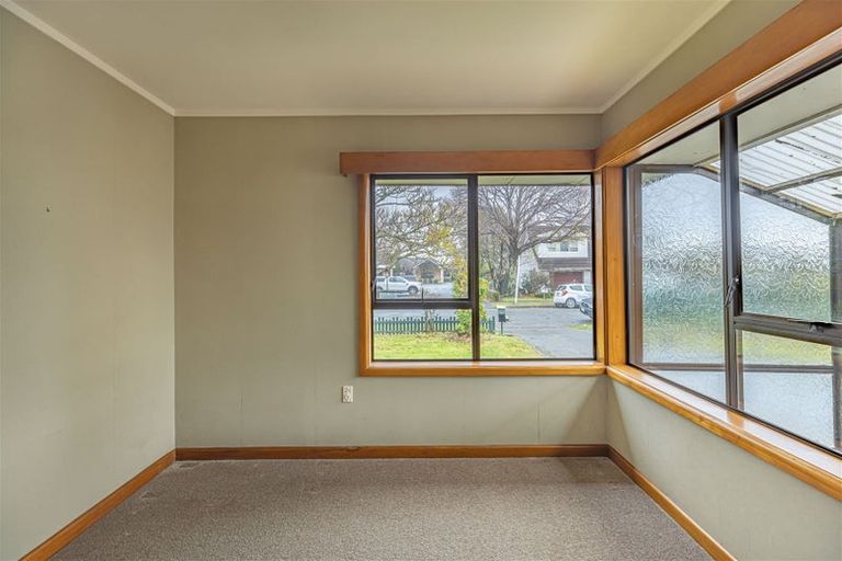 Photo of property in 10 Colman Avenue, Sockburn, Christchurch, 8042