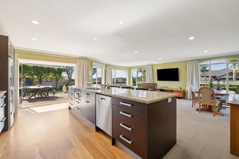 Photo of property in 123 Butcher Road, Pukekohe, 2120